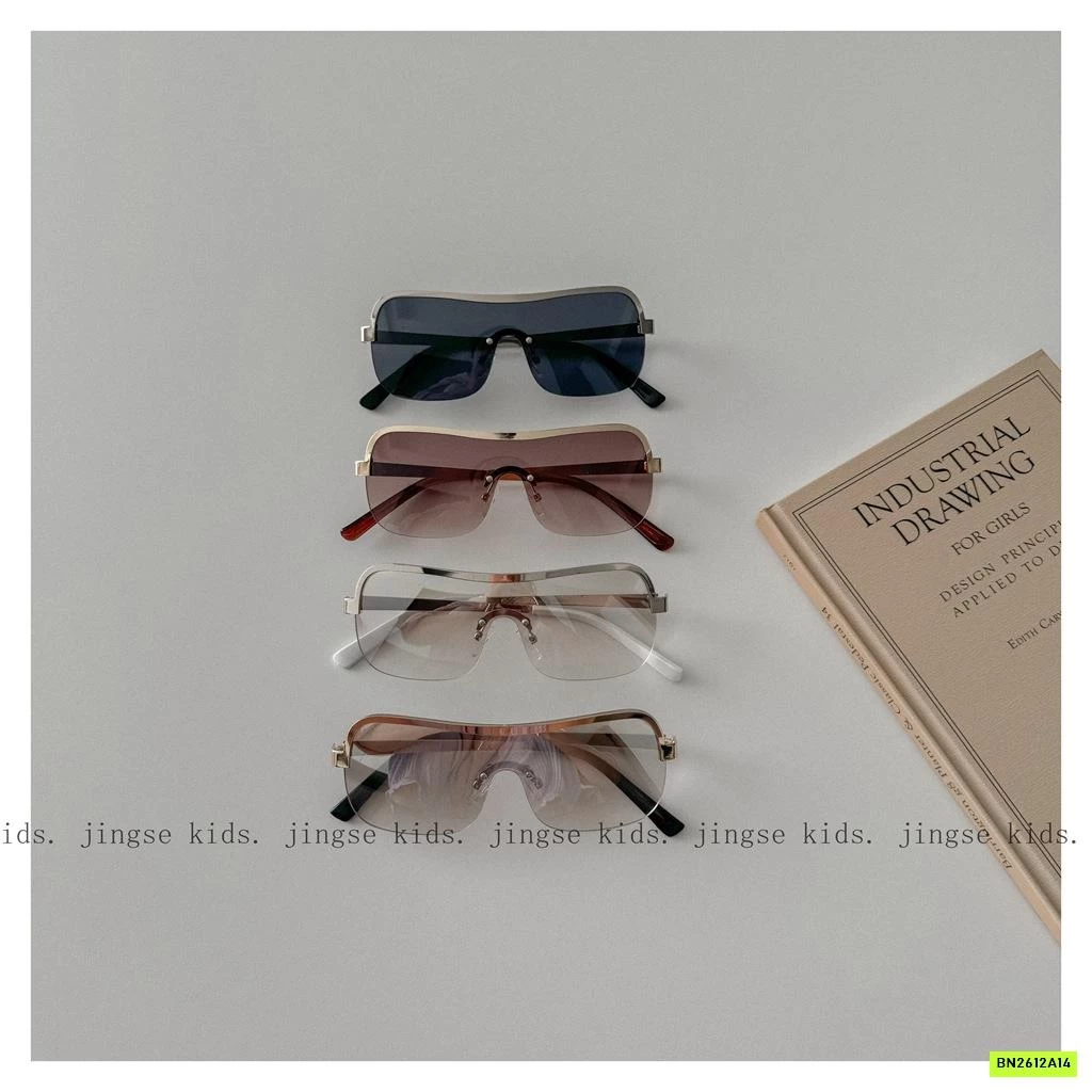 KÍNH THỜI TRANG GỌNG UỐN SÀNH ĐIỆU