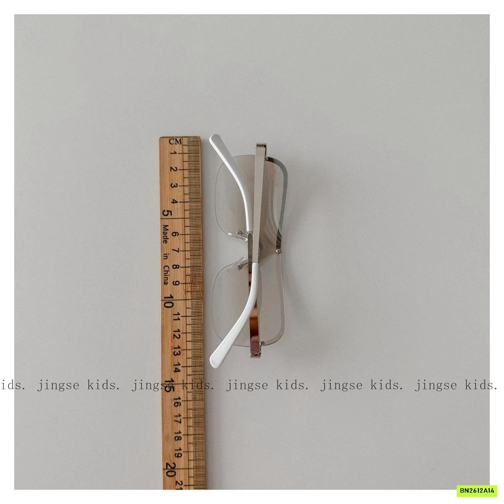 KÍNH THỜI TRANG GỌNG UỐN SÀNH ĐIỆU