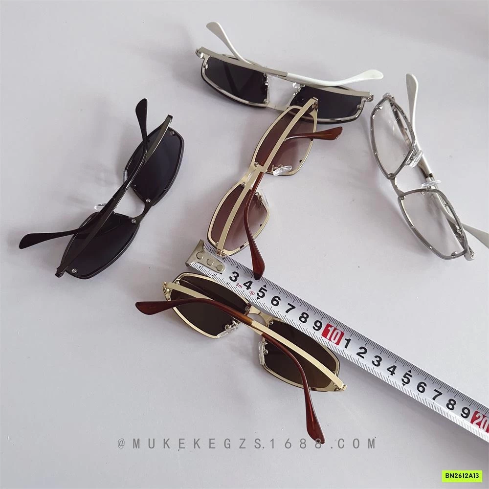 KÍNH RÂM TÁN ĐINH THỜI TRANG