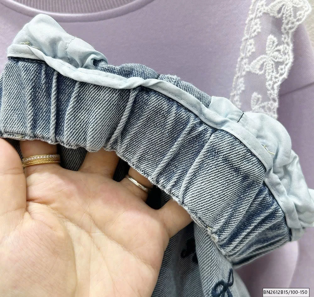 QUẦN JEAN NƠ BÉ GÁI KACADY