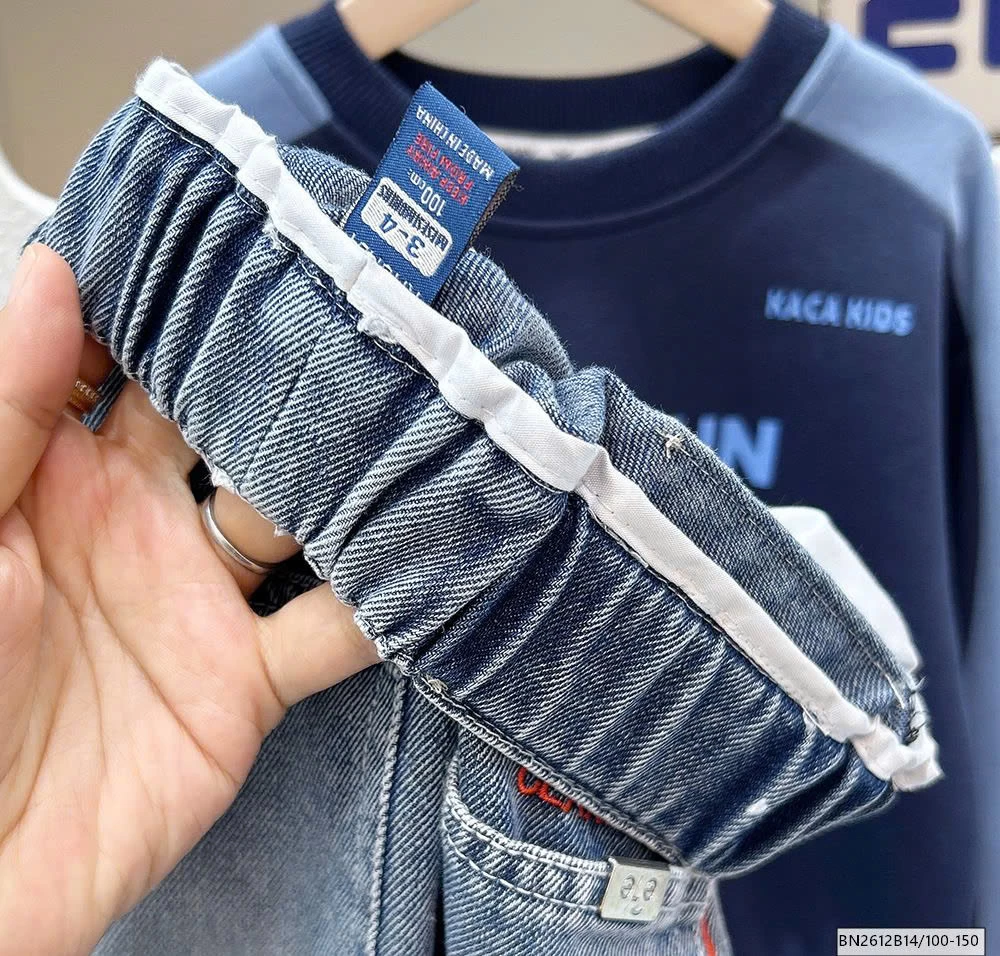 QUẦN JEAN CHỮ TÚI KACADY