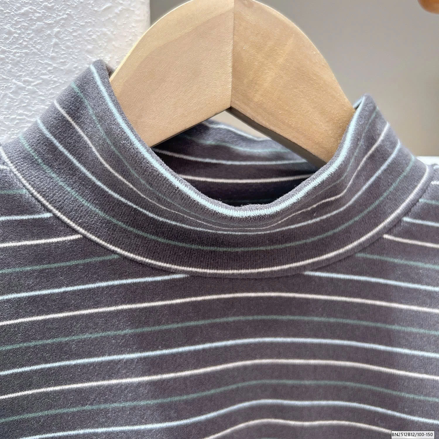 ÁO THUN GIỮ NHIỆT KẺ NGANG KACADY