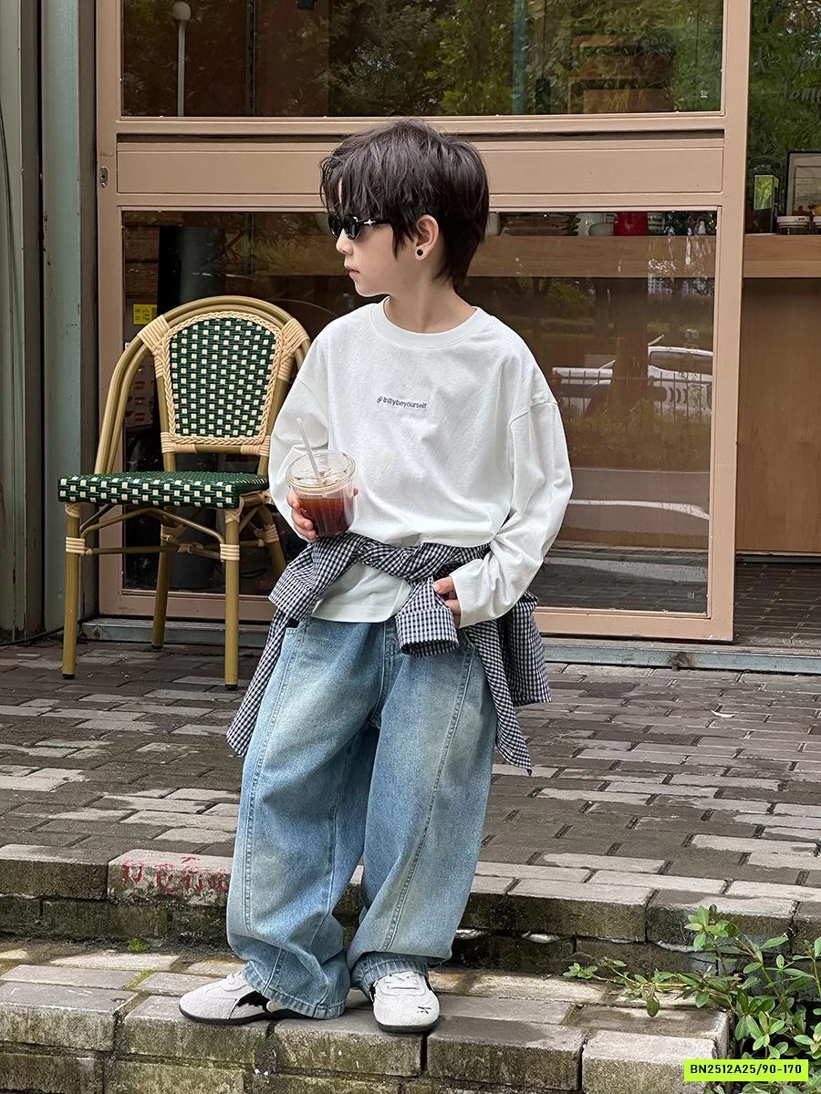 JEANS BẠC MÀU 25F150 AMBB