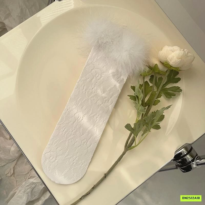 TẤT LƯỚI LOLLITA GẮN LÔNG VŨ