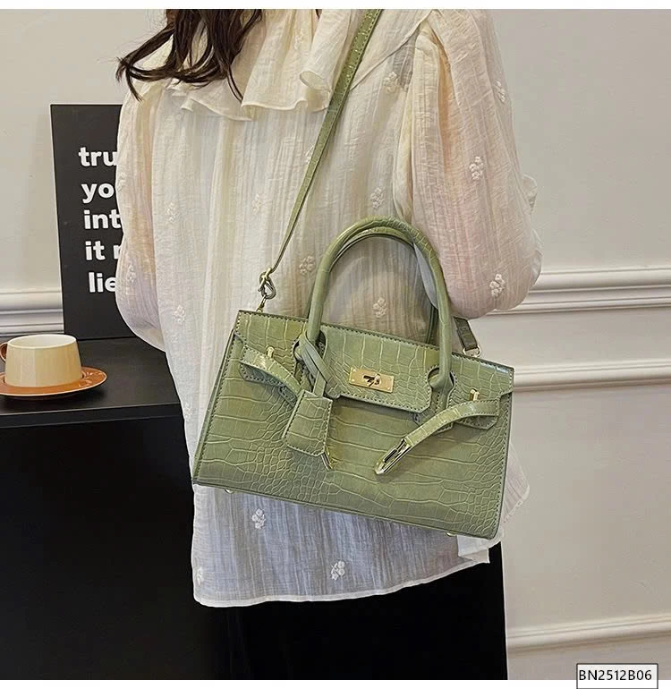 TÚI DA PU THỜI TRANG DẬP VÂN CÁ SẤU