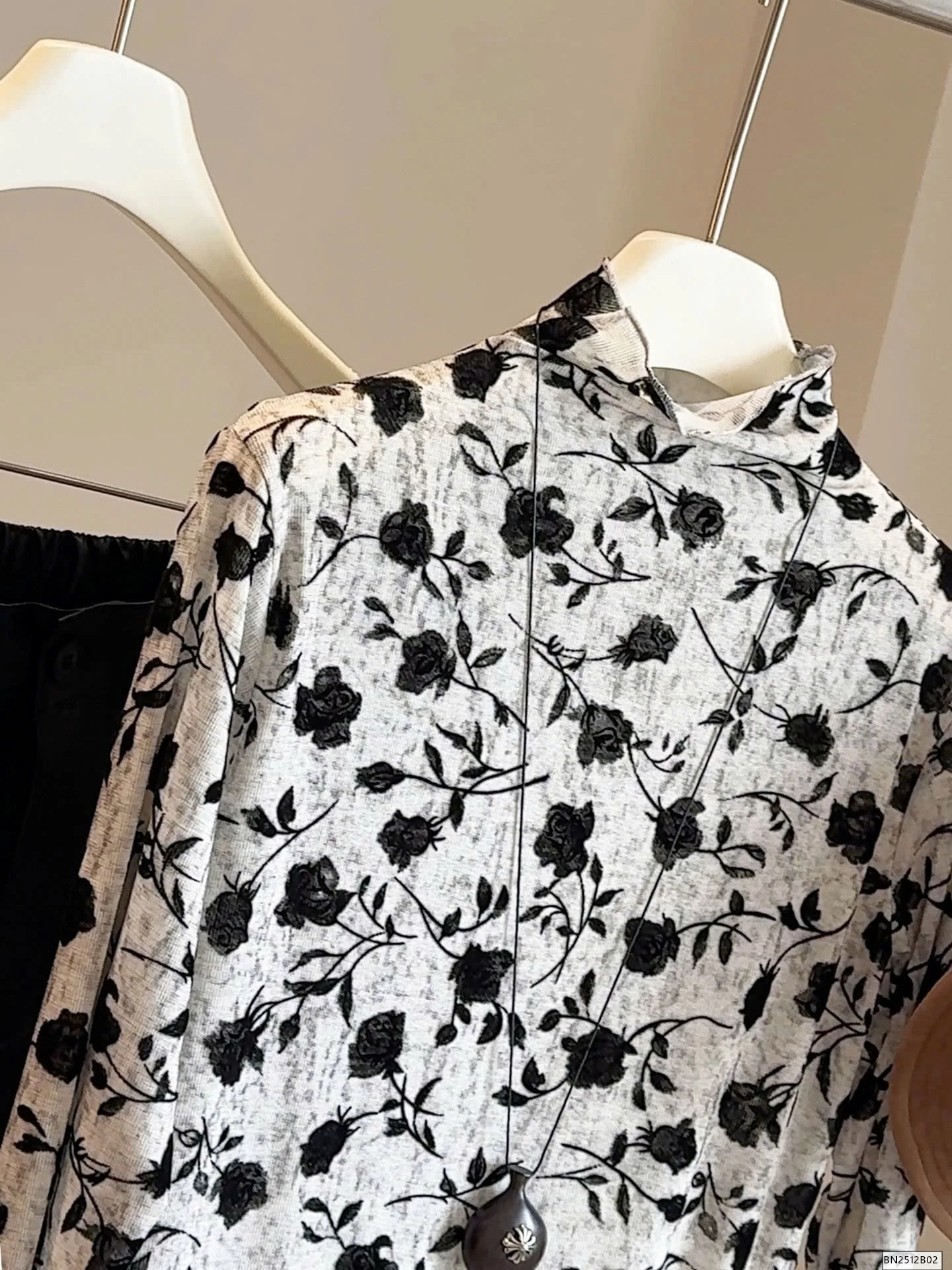 ÁO THUN HOA GIỮ NHIỆT CAO CỔ