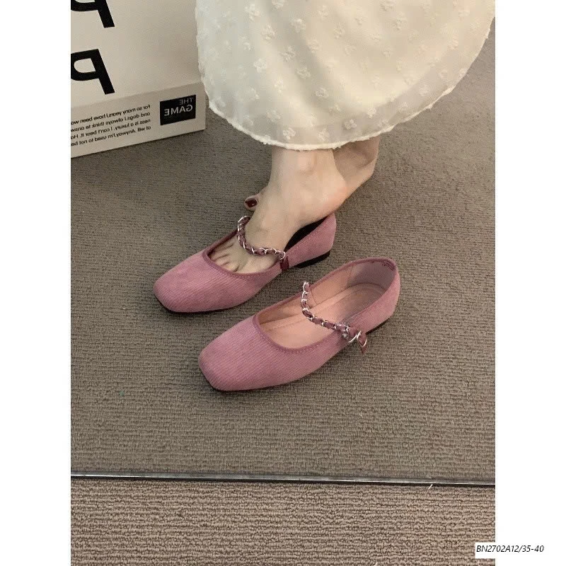 GIÀY BÚP BÊ QUAI XÍCH