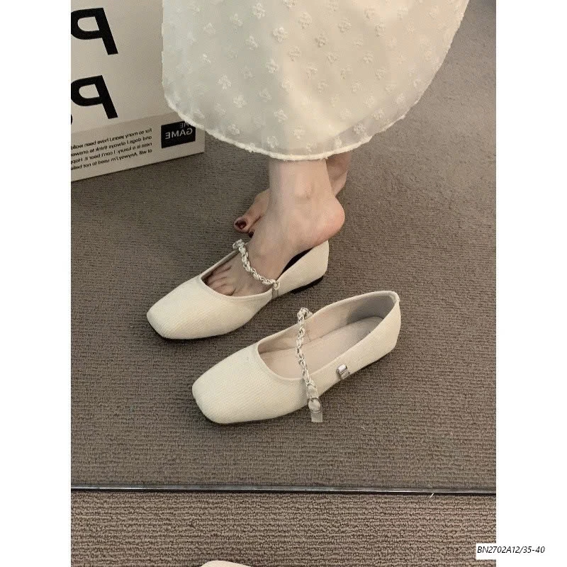 GIÀY BÚP BÊ QUAI XÍCH