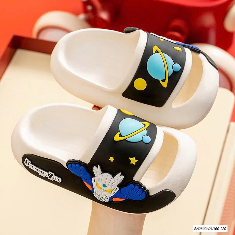 DÉP LÊ SIÊU NHÂN ĐẾ BÁNH MỲ