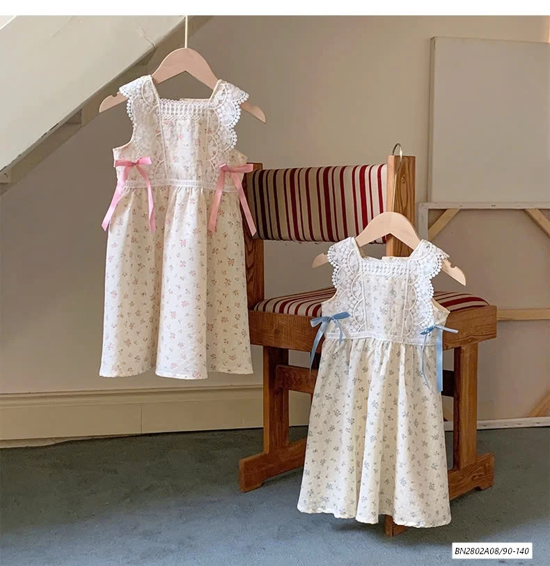 ĐẦM HOA NHÍ PHỐI VIỀN REN