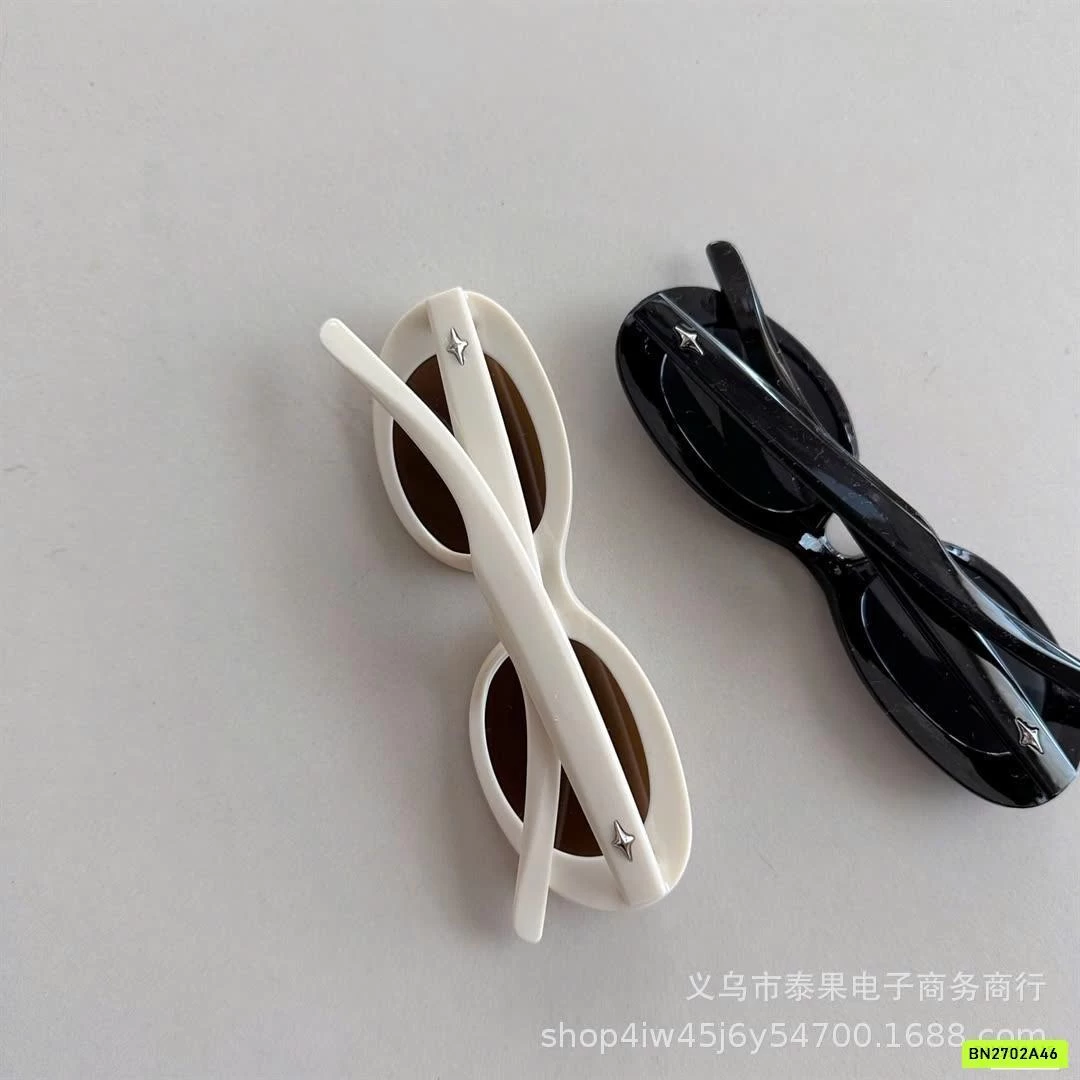 SÉT 2 KÍNH RÂM HÀN QUỐC