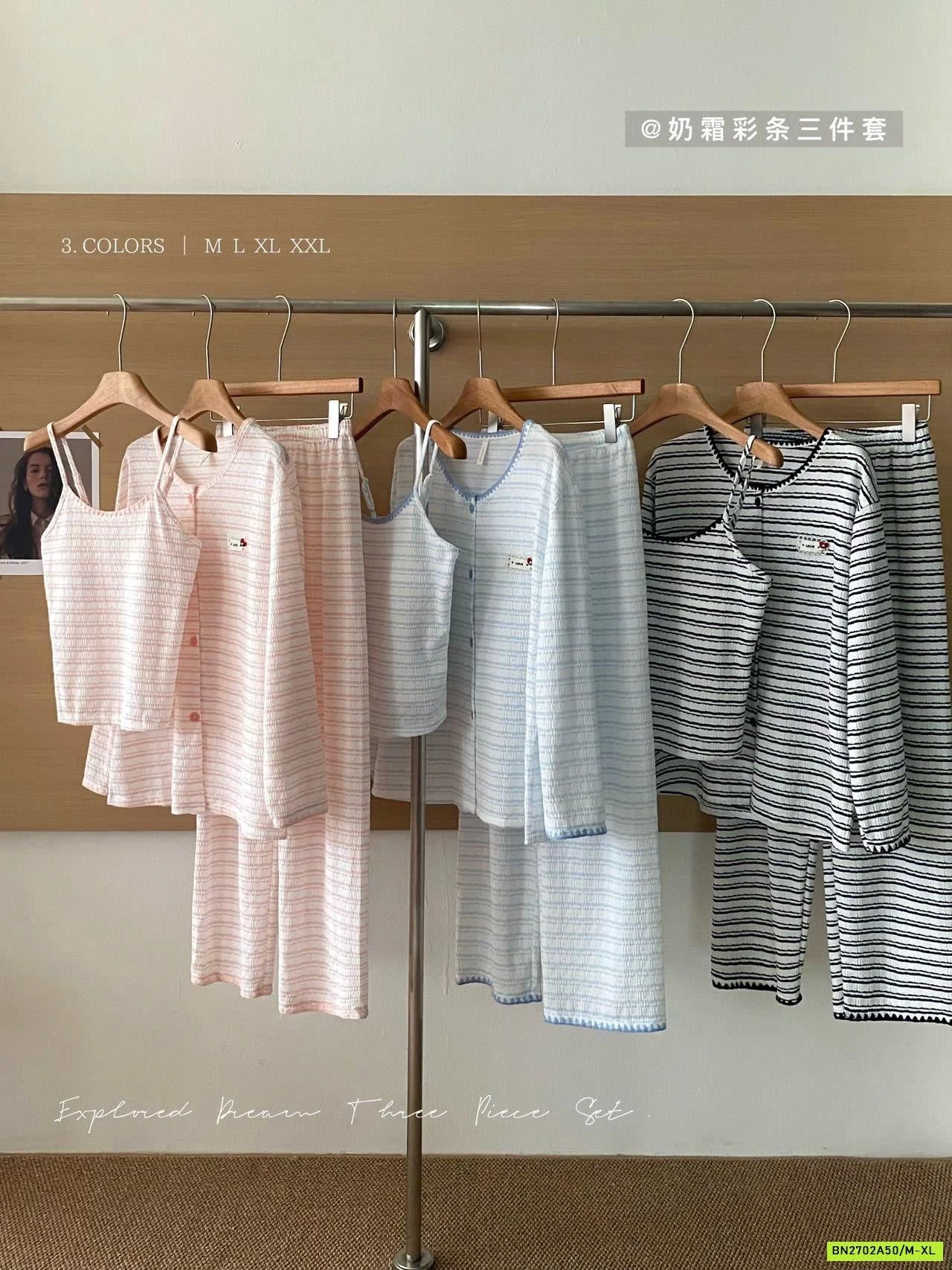 BỘ NGỦ NỮ KẺ 3 CHI TIẾT