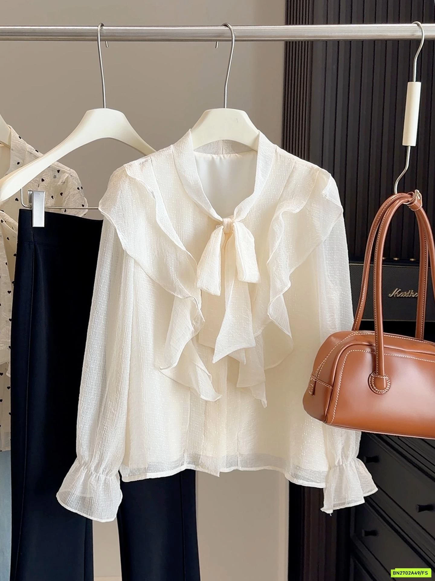 SƠ MI BÈO CÔNG SỞ ANNA