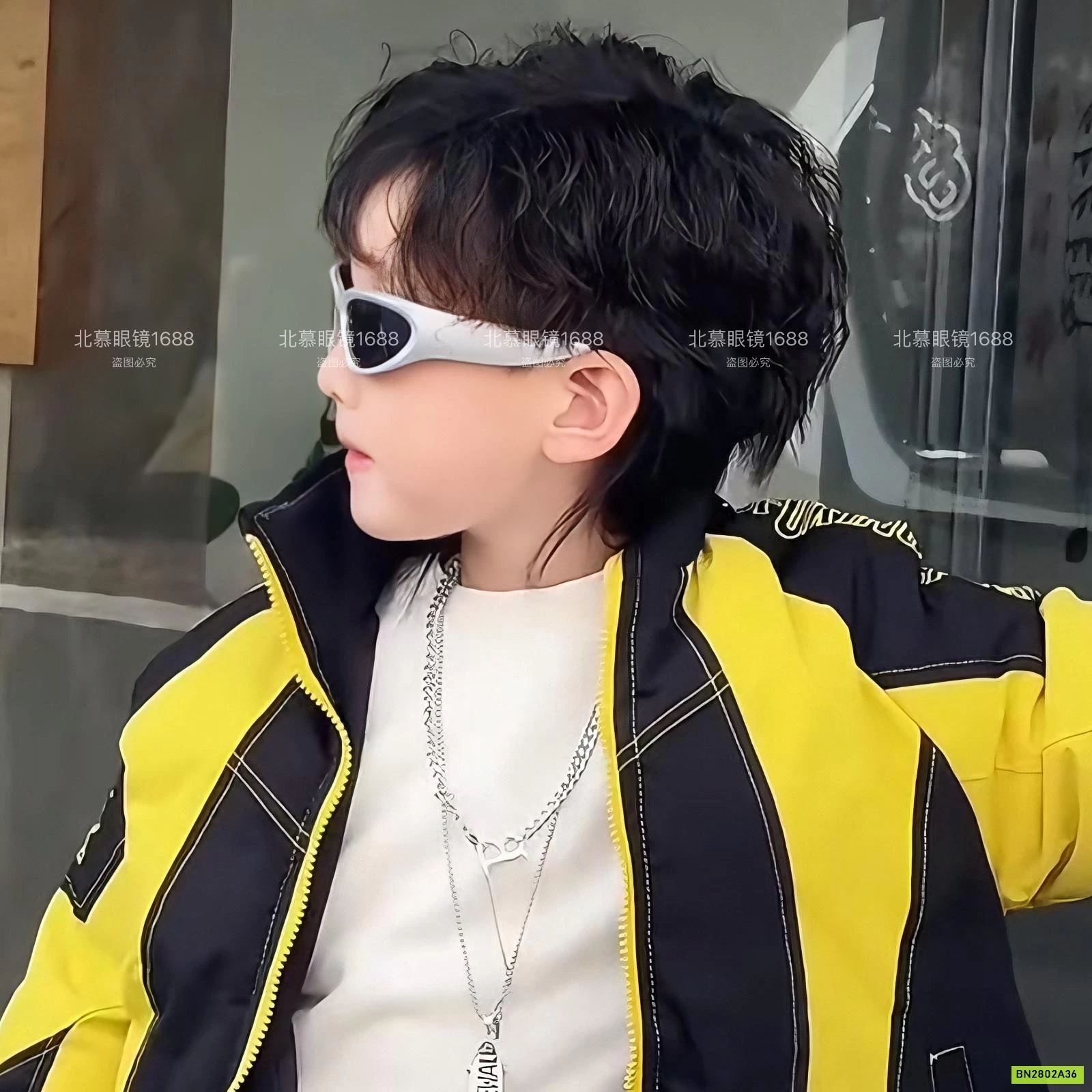 KÍNH THỜI TRANG CÁ TÍNH