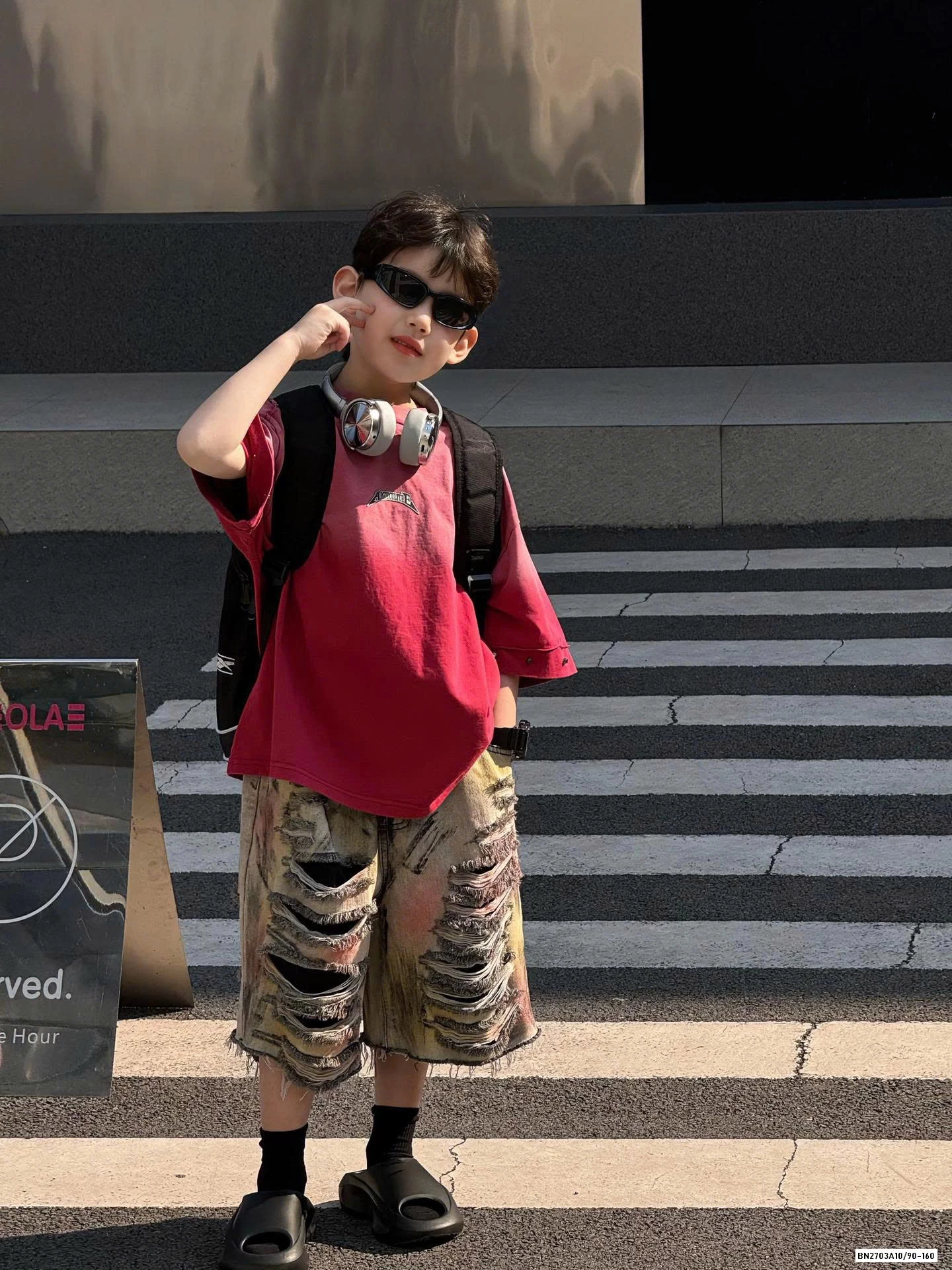 ÁO THUN ĐỎ LOANG