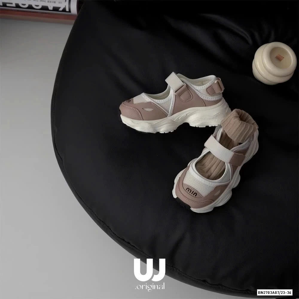 SANDAL GIẢ GIÀY THỂ THAO ĐẾ BÁNH MỲ