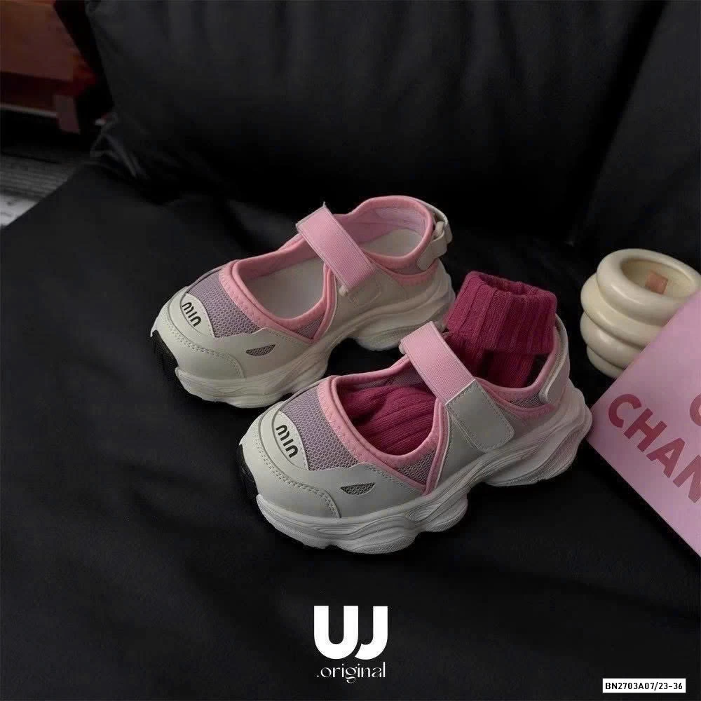 SANDAL GIẢ GIÀY THỂ THAO ĐẾ BÁNH MỲ