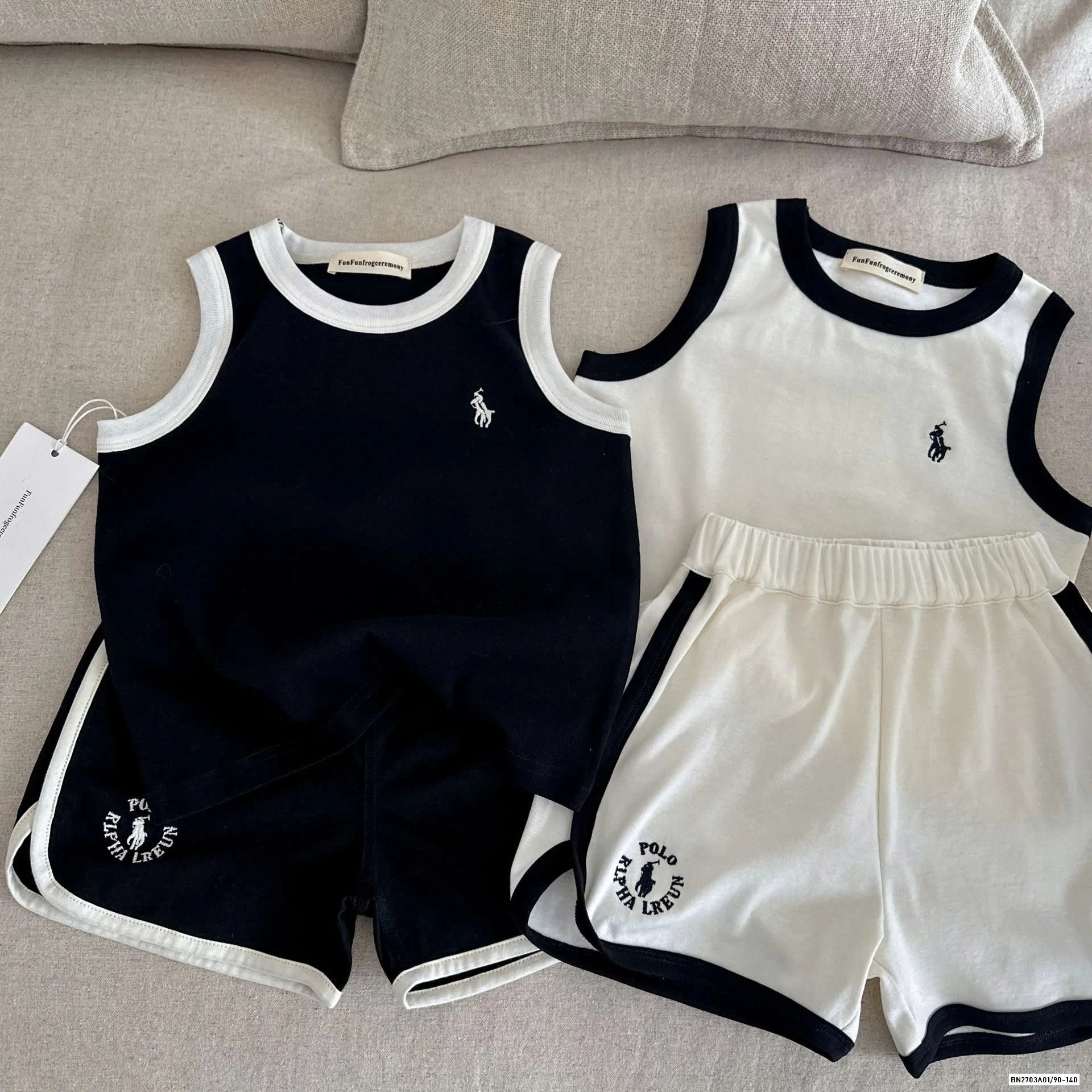 BỘ SÁT NÁCH THỂ THAO THEU LOGO mmGGbaby