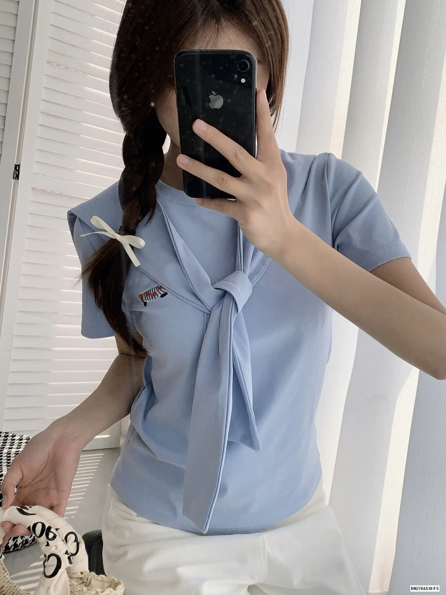 ÁO THUN LOGO CÚN GIẢ KHĂN CHOÀNG VAI