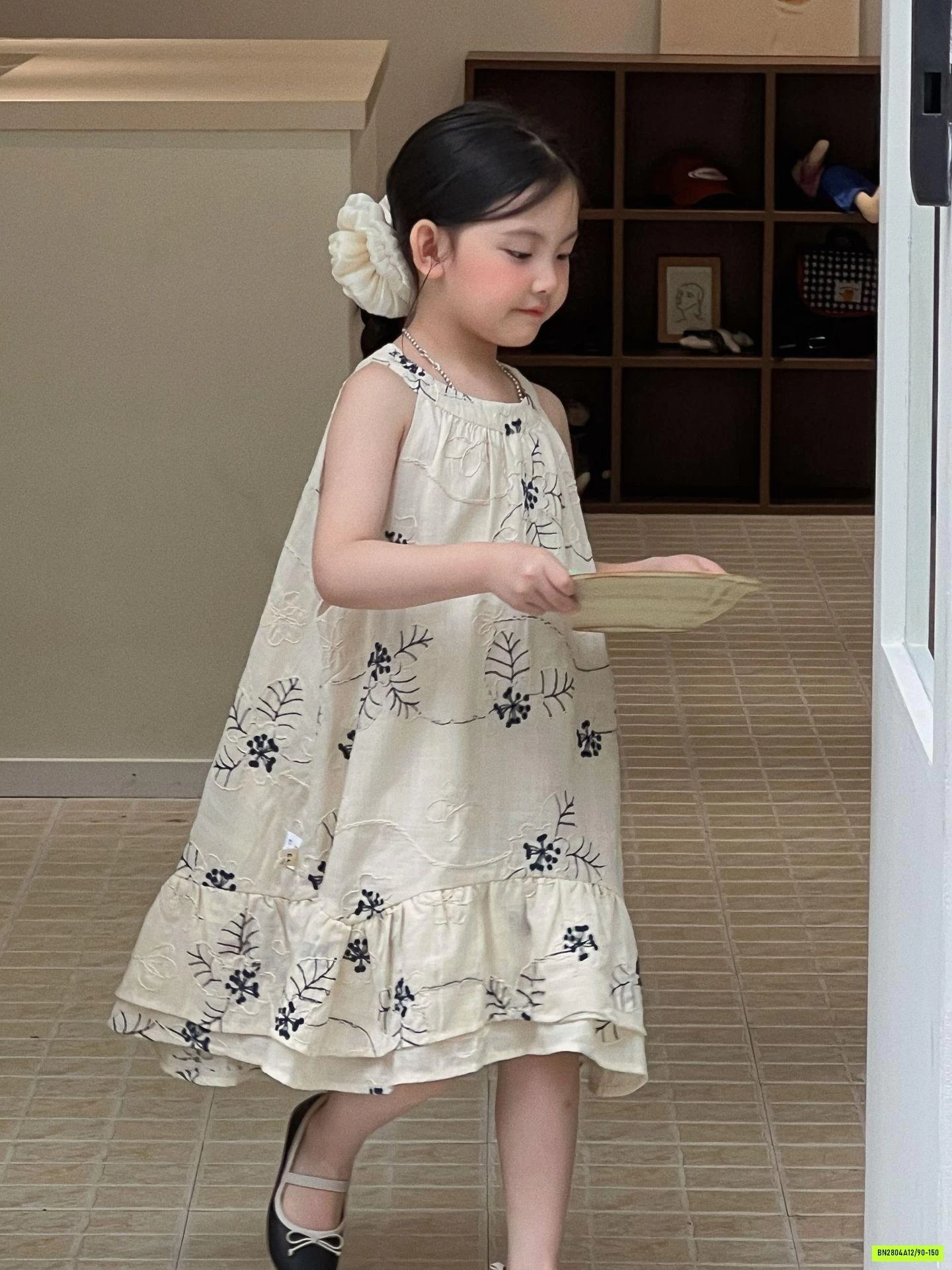 ĐẦM HOA CỔ YẾM ĐUÔI CÁ