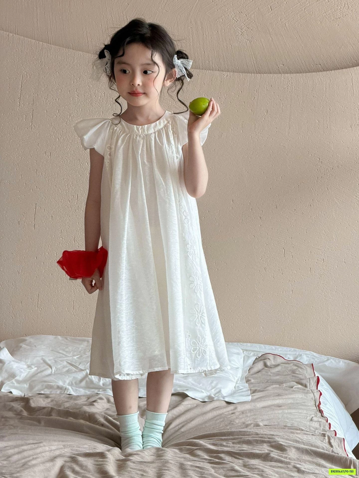 ĐẦM CÔNG CHÚA TRẮNG TAY BỒNG