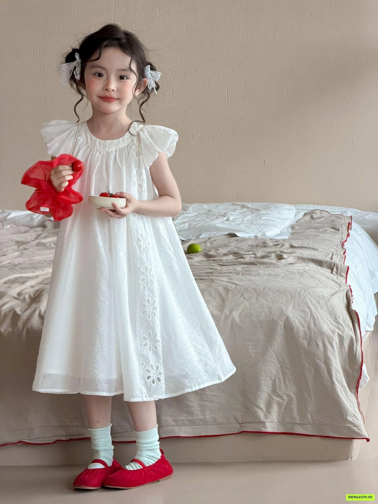 ĐẦM CÔNG CHÚA TRẮNG TAY BỒNG