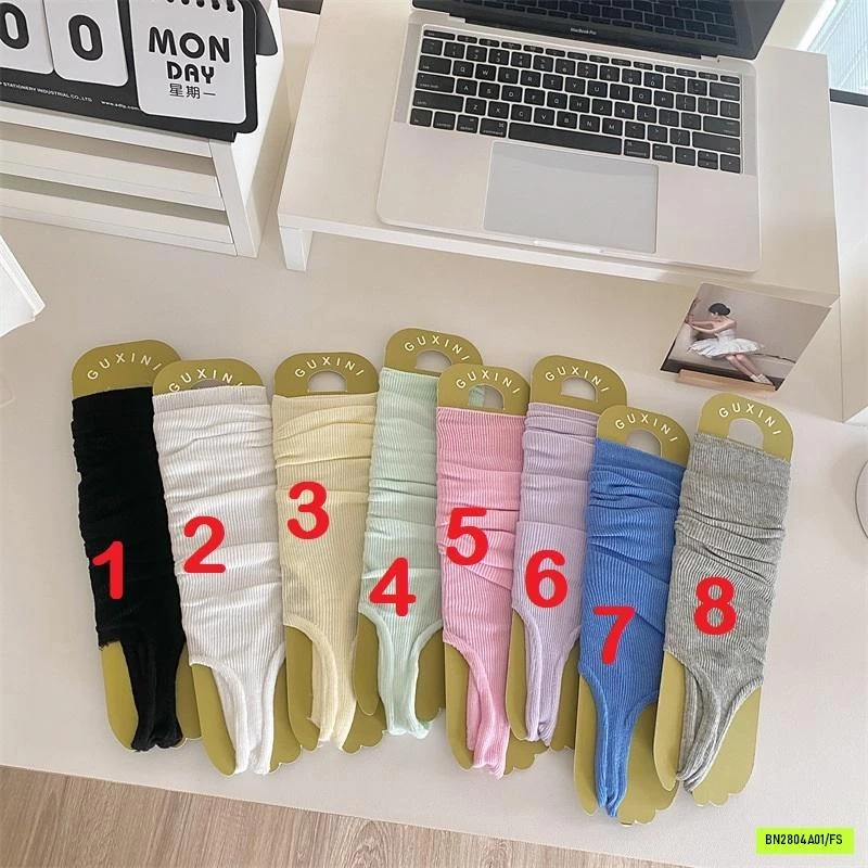 TẤT GIẤY XỎ NGÓN