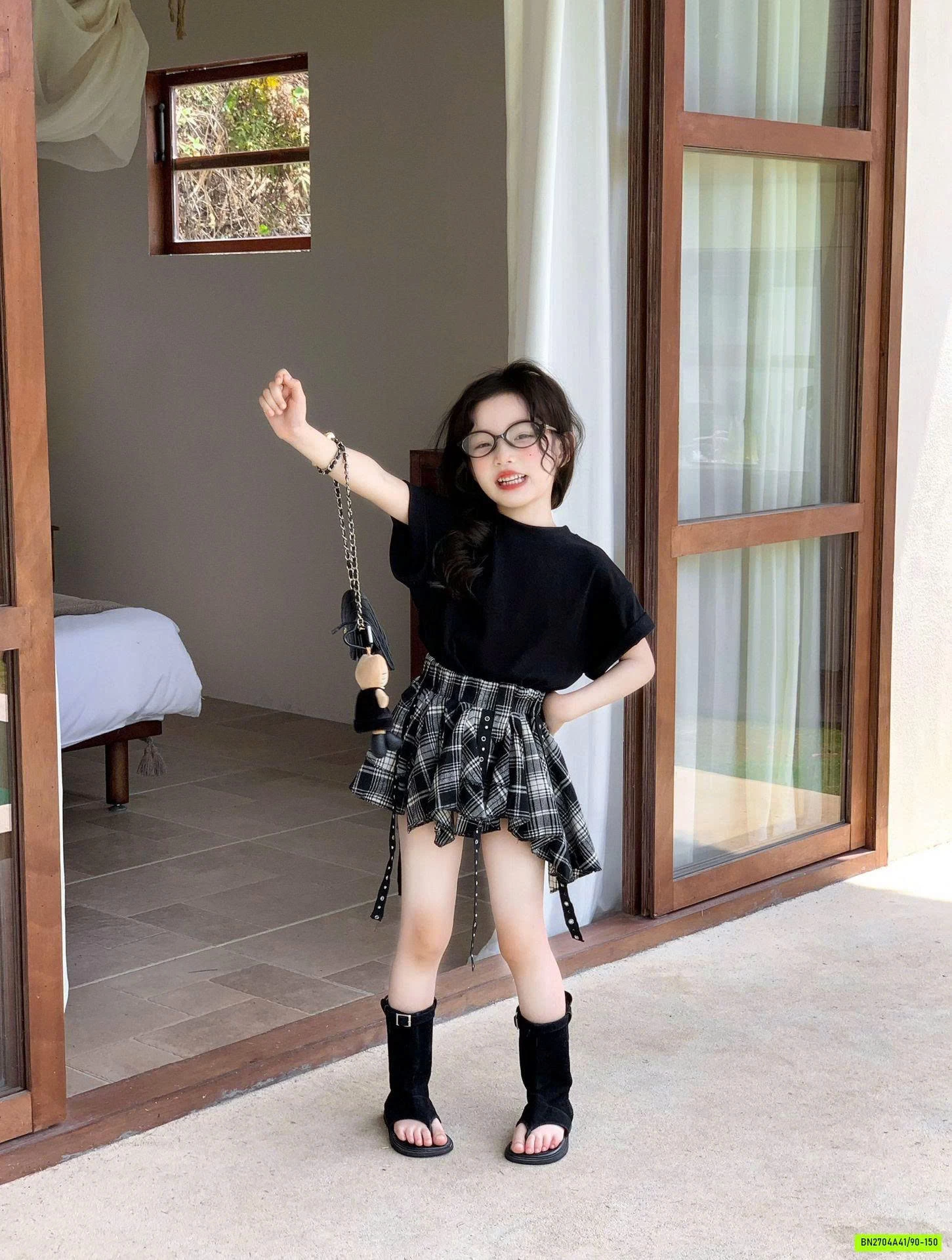 ÁO ĐEN MIX CV CARO