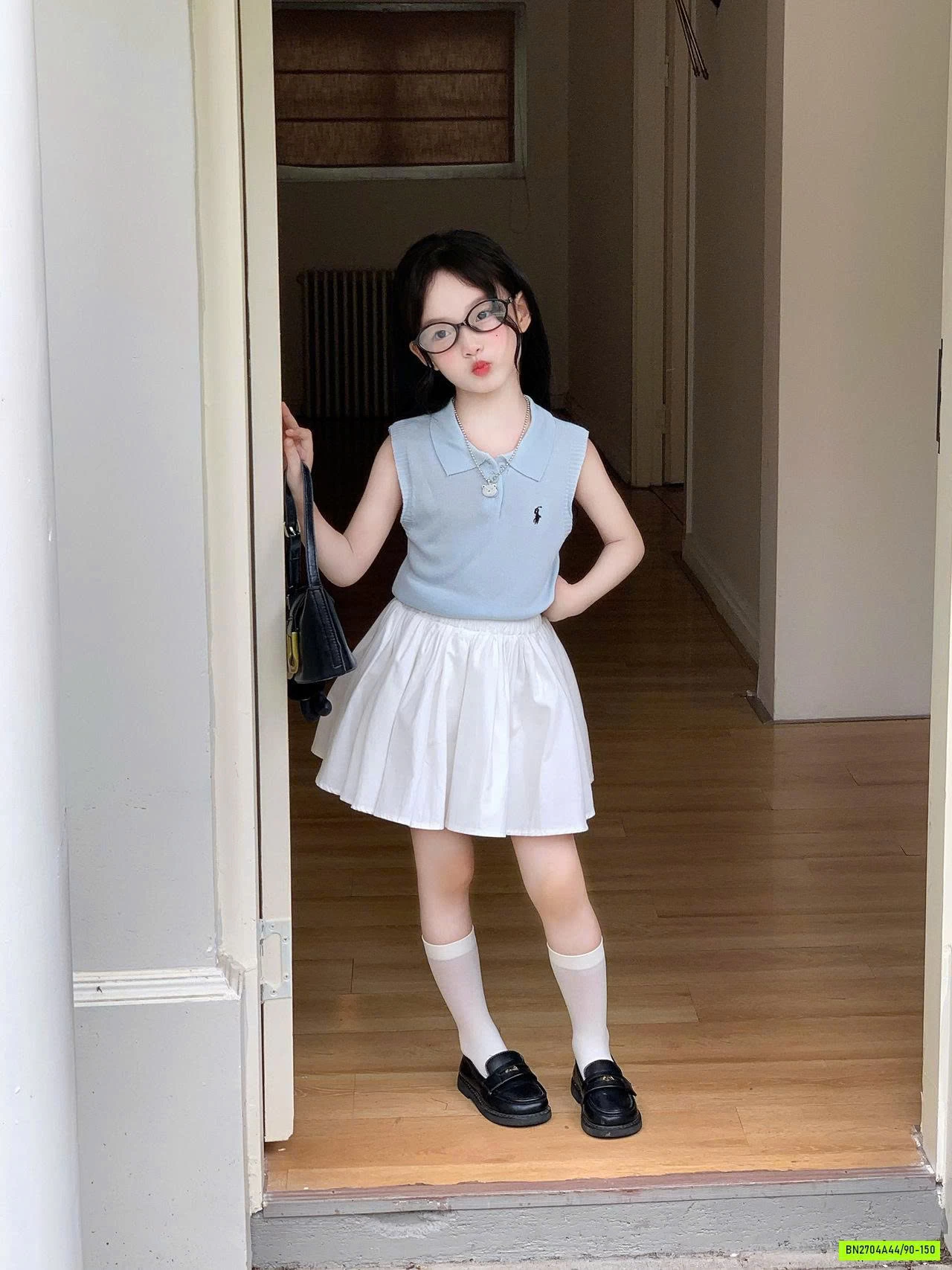 MONTGHI XANH SÁT NÁCH MIX CV TRẮNG