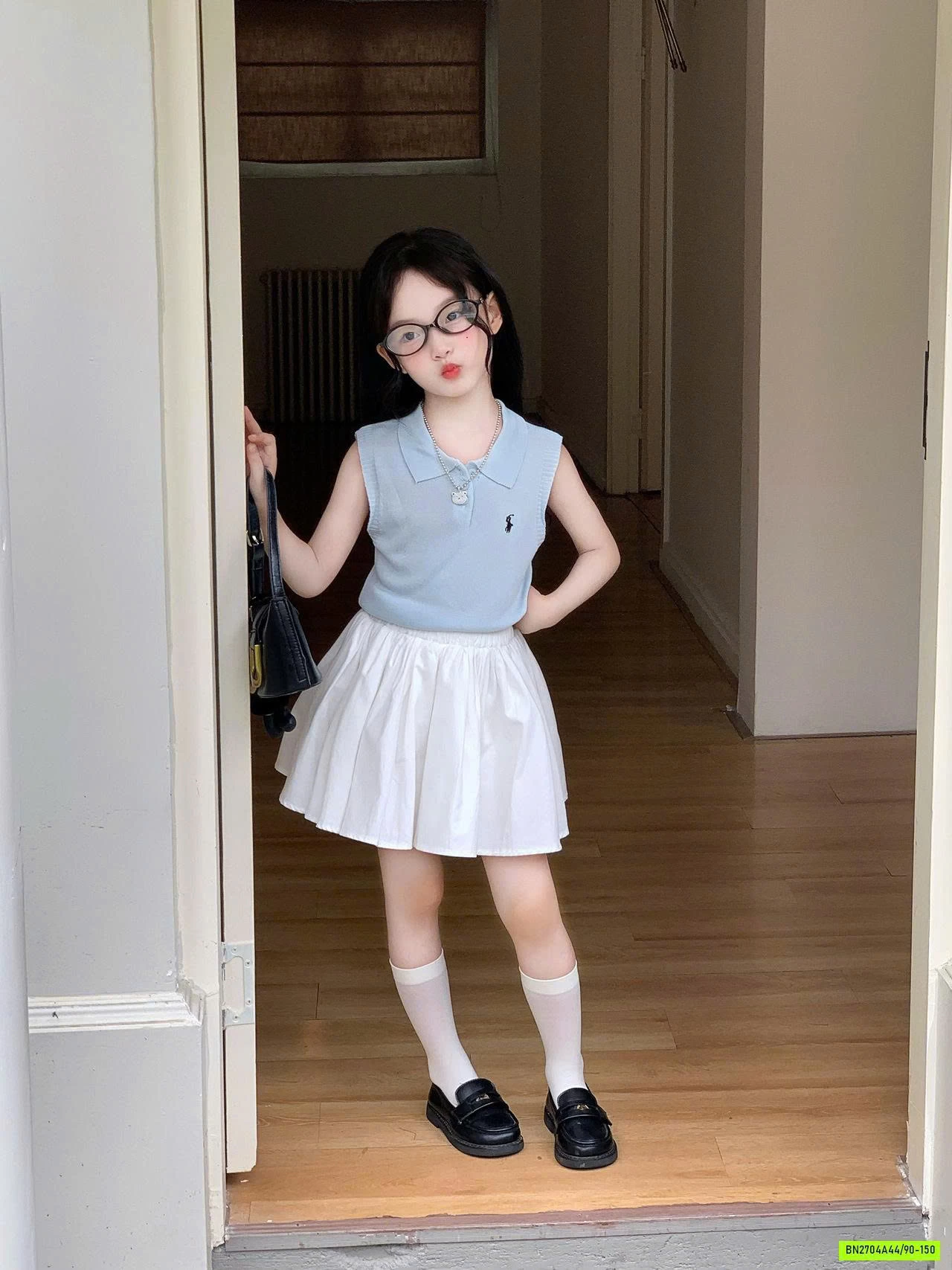 MONTGHI XANH SÁT NÁCH MIX CV TRẮNG