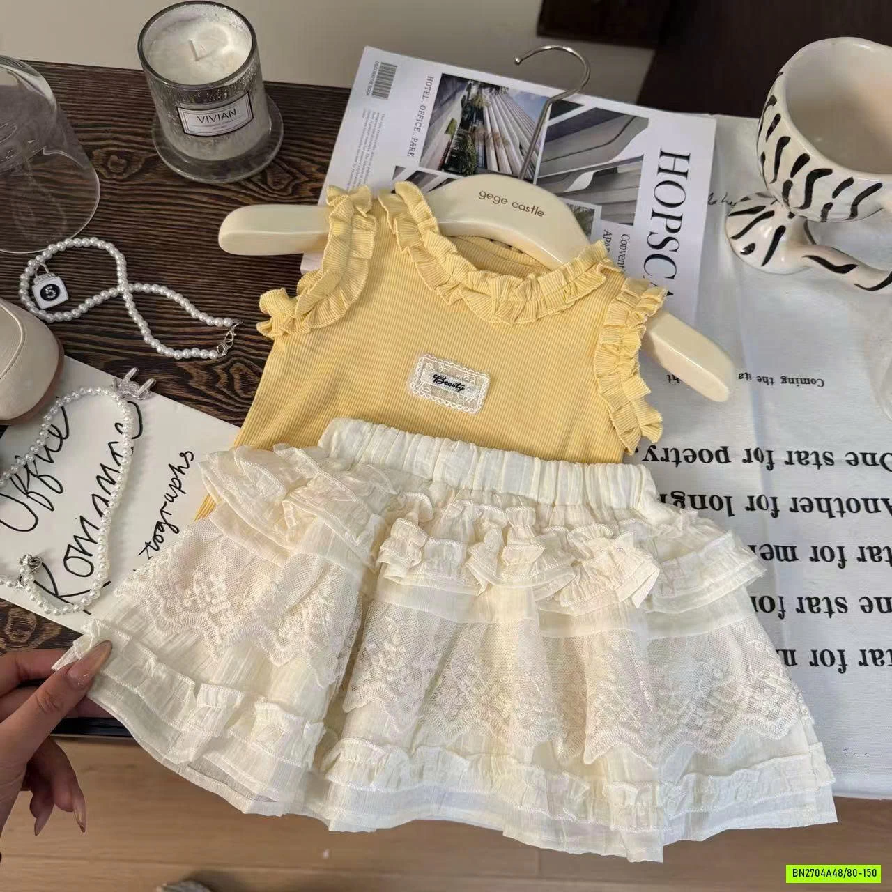 ÁO SÁT NÁCH VIỀN BÈO MIX CV REN