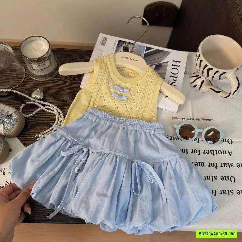 MONTGHI CỔ NƠ MIX QUẦN BÍ