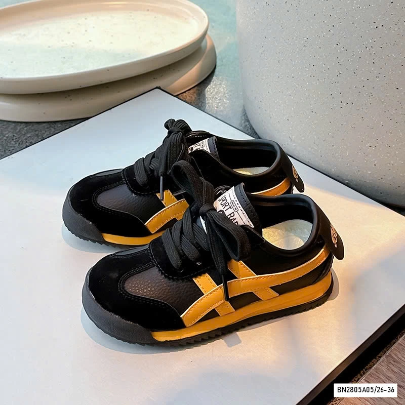 GIÀY THỂ THAO PHỐI SỌC