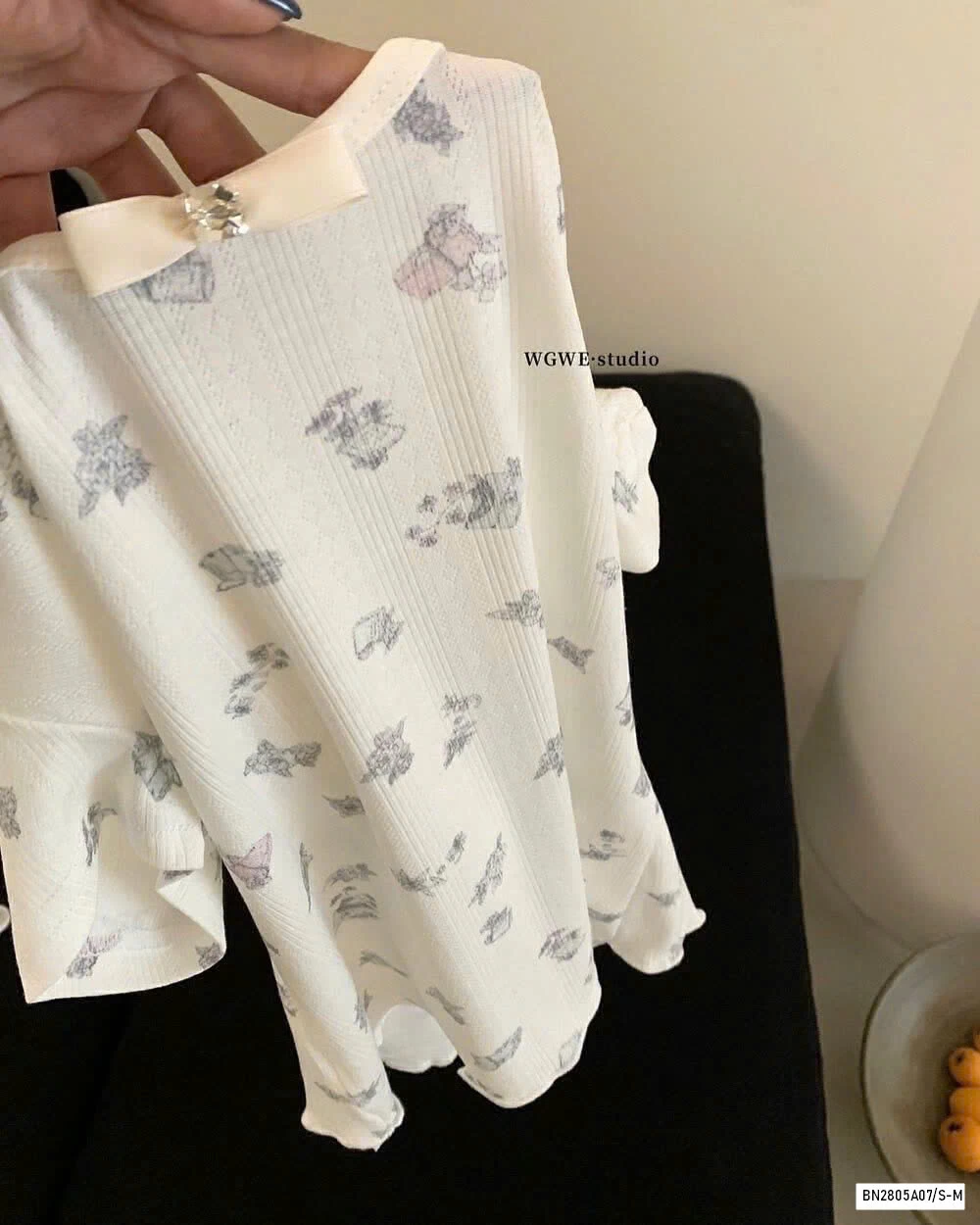 ÁO MONTOGHI CỔ NƠ WG.WE