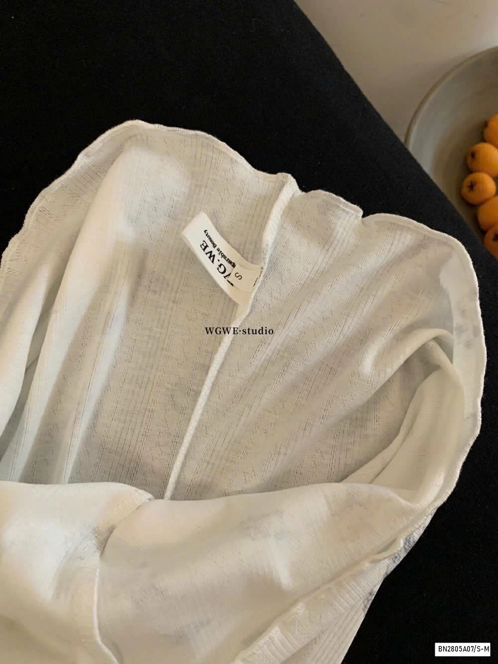 ÁO MONTOGHI CỔ NƠ WG.WE