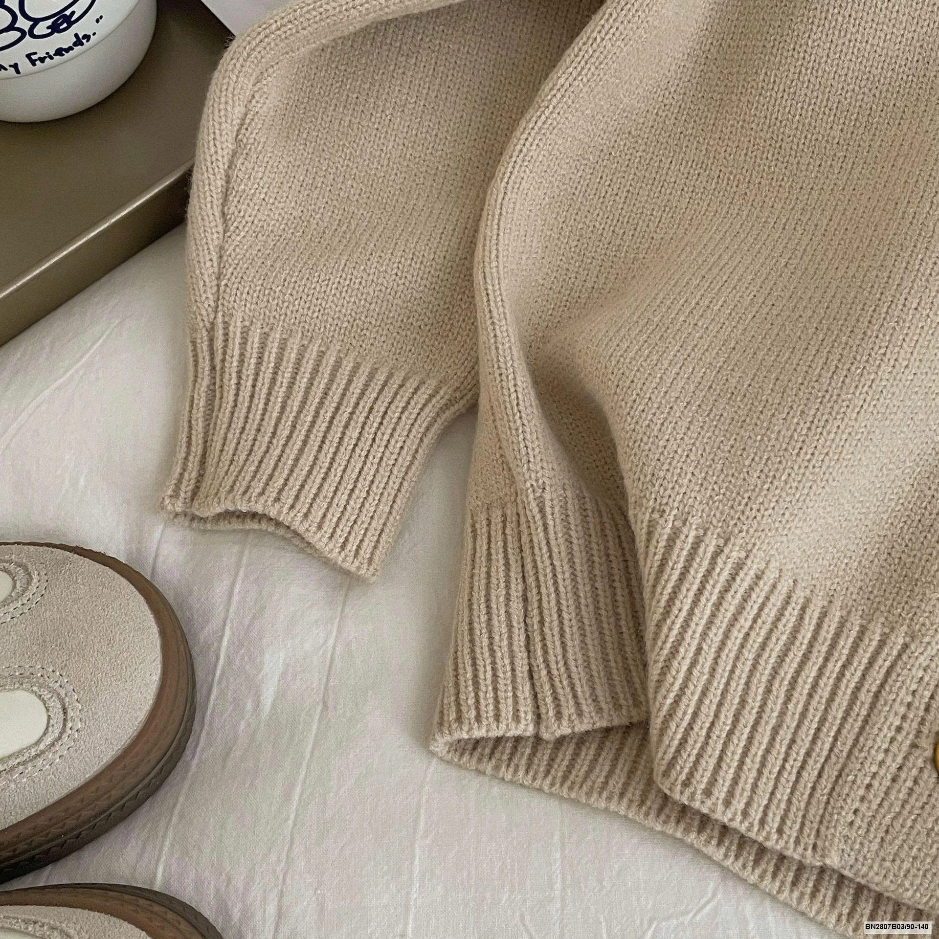 KHOÁC LÉN HỌC SINH