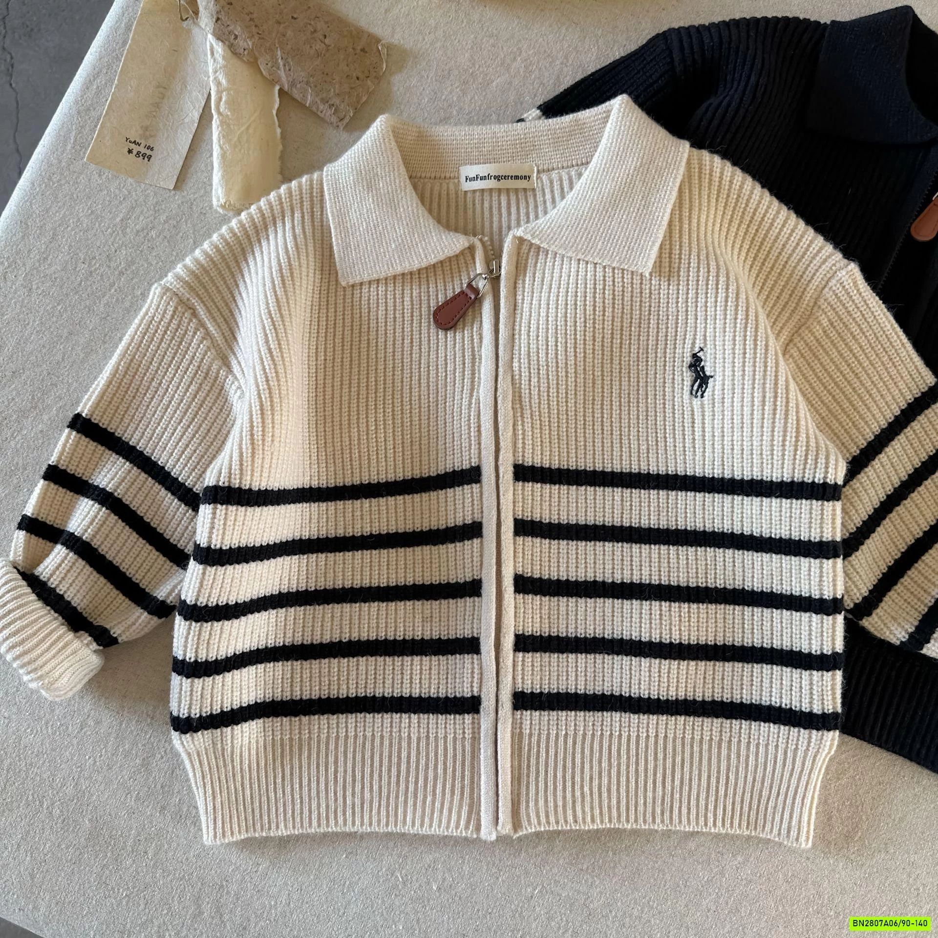 KHOÁC LEN CỔ BẺ KHÓA KÉO MMGGBABY