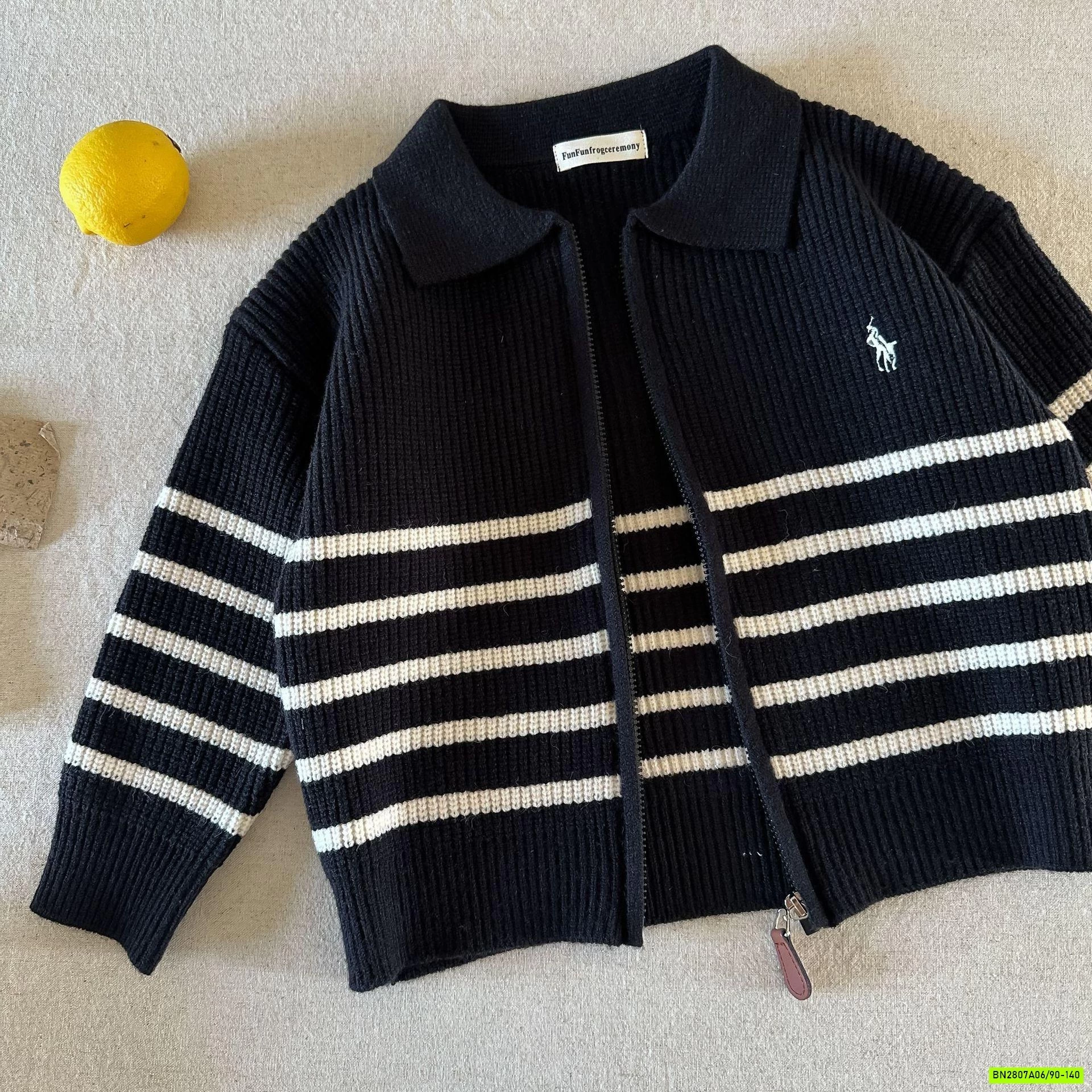 KHOÁC LEN CỔ BẺ KHÓA KÉO MMGGBABY