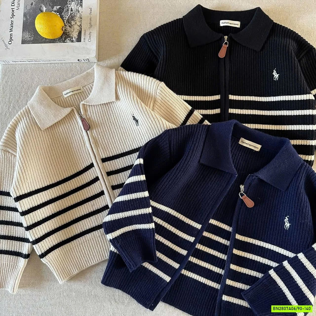 KHOÁC LEN CỔ BẺ KHÓA KÉO MMGGBABY