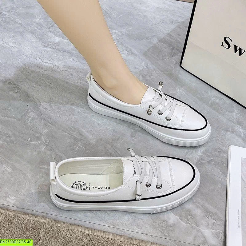 GIÀY SLIPON NỮ