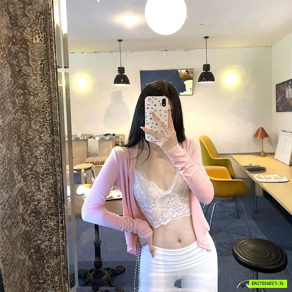 ÁO KHOÁC CADIGAN COTTON CỦA MOSSEQUEEN