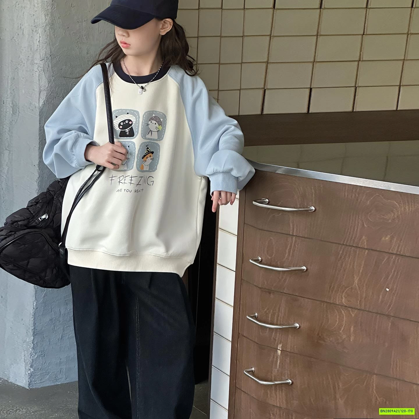 ÁO NỈ PHỐI MÀU TAY IN MÈO