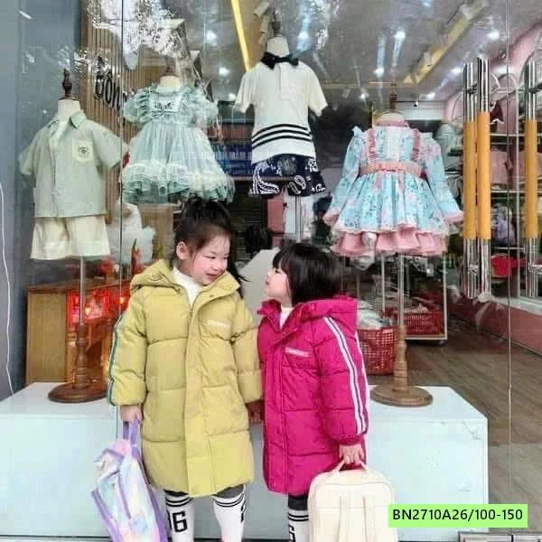 KHOÁC PHAO DÁNG DÀI SỌC BÊN