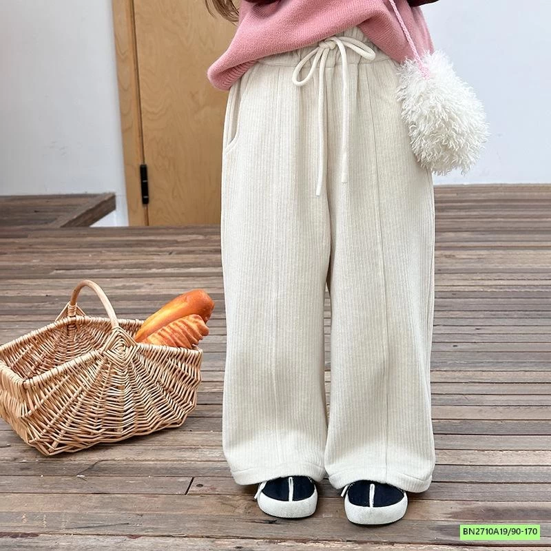 QUẦN NHUNG SUÔNG GÂN TRƯỚC 24Y072 AMBB