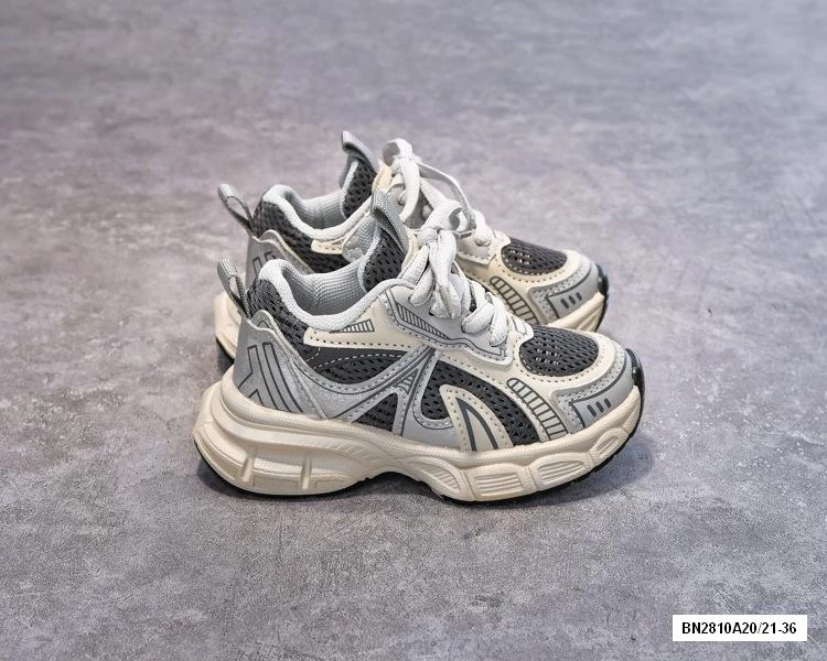 GIÀY SNEAKER PHỐI MÀU DÂY CÁ TÍNH