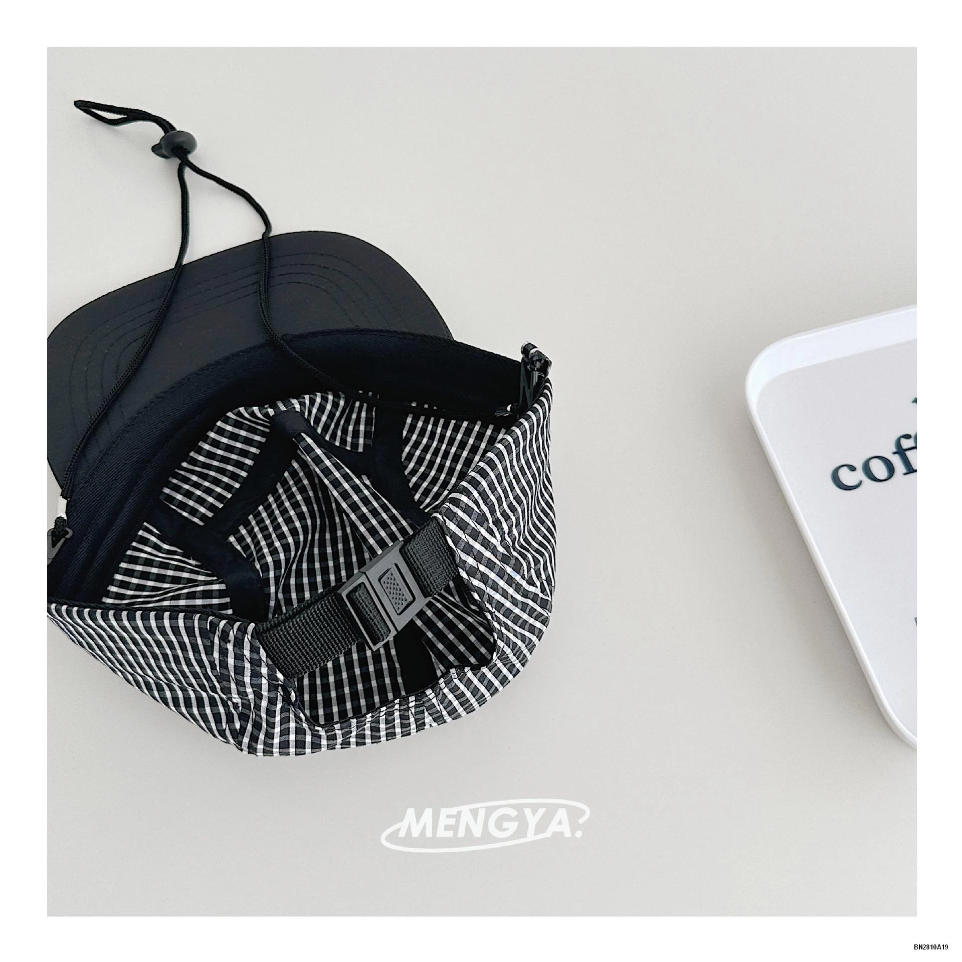 MŨ KẾT CARO TÁN RỘNG