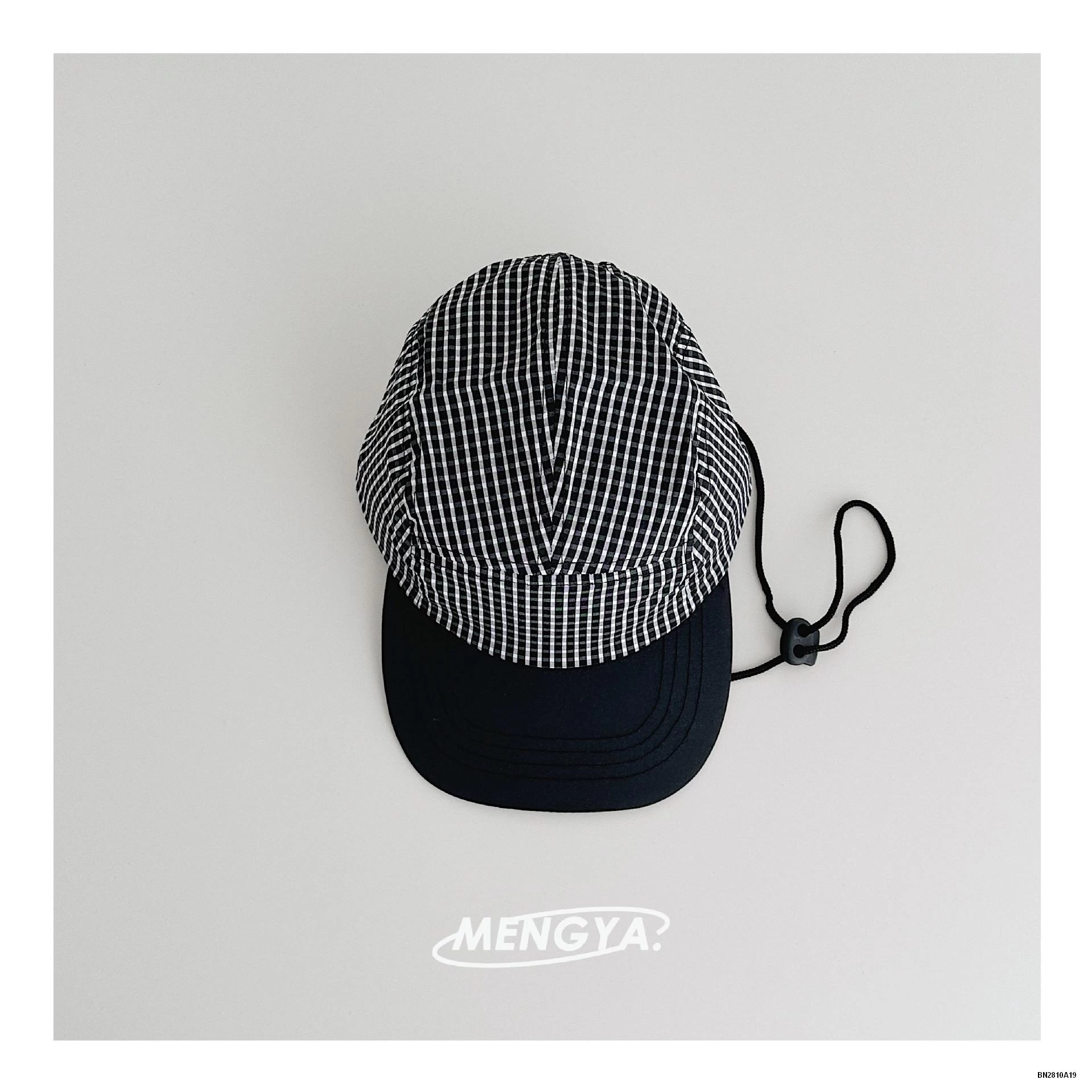 MŨ KẾT CARO TÁN RỘNG