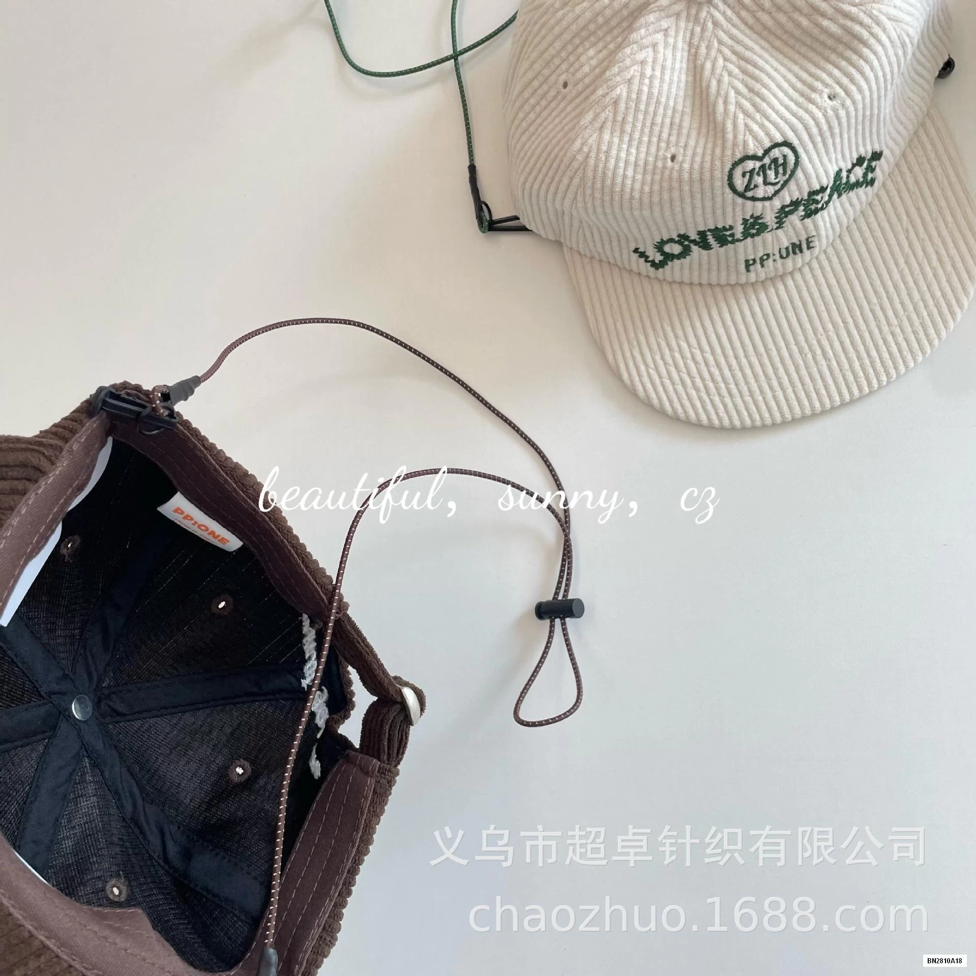 MŨ KẾT NHUNG THÊU CHỮ TÁN RỘNG