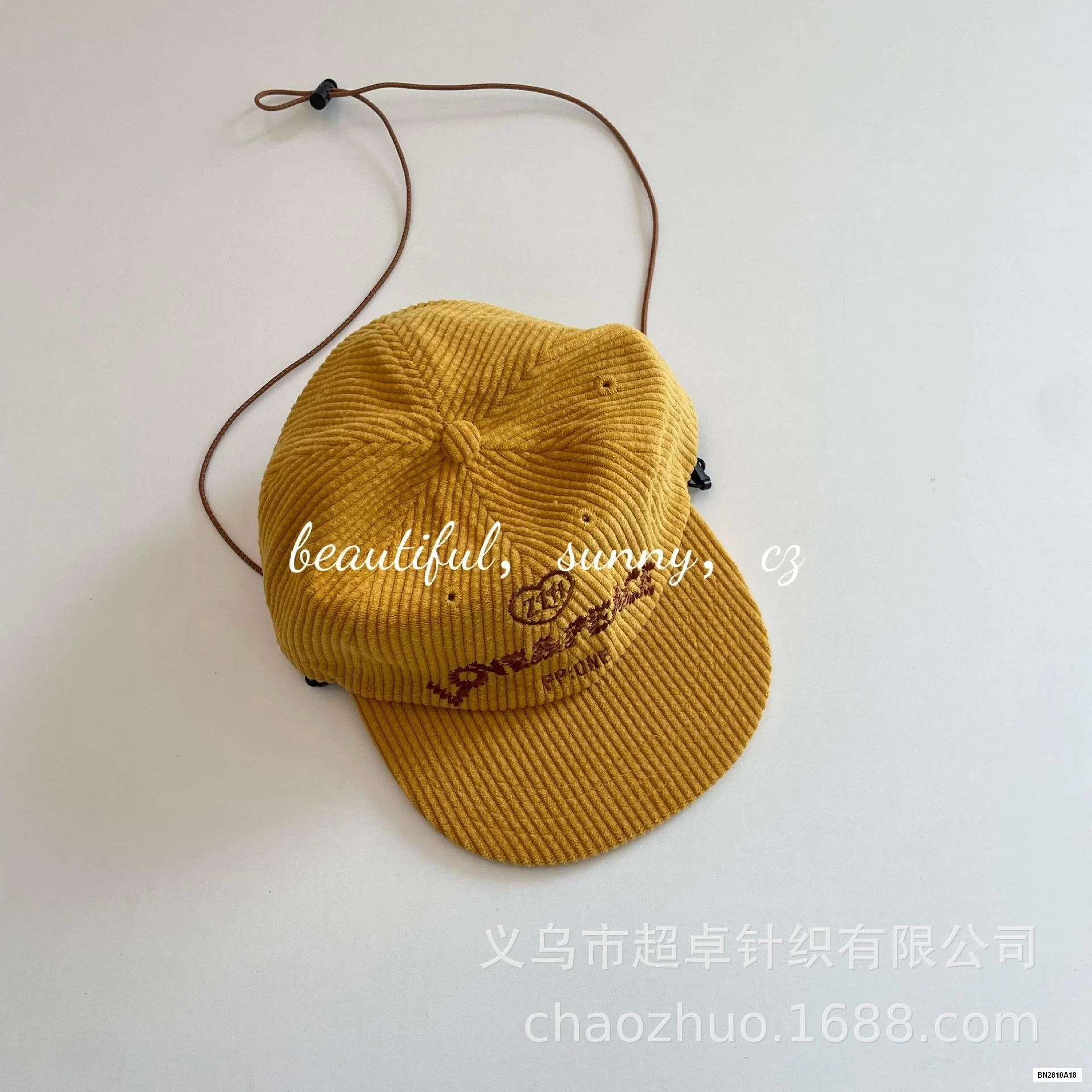 MŨ KẾT NHUNG THÊU CHỮ TÁN RỘNG