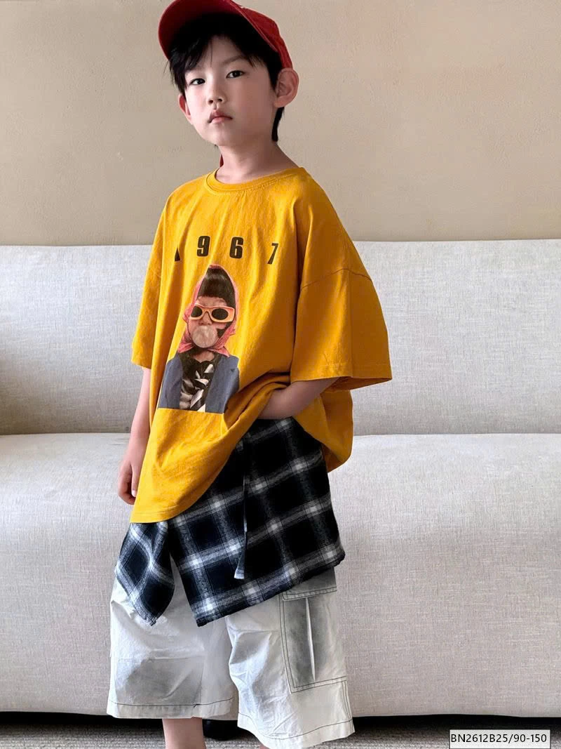 ÁO PHÔNG VÀNG  HỌA TIẾT HÌNH NGƯỜI